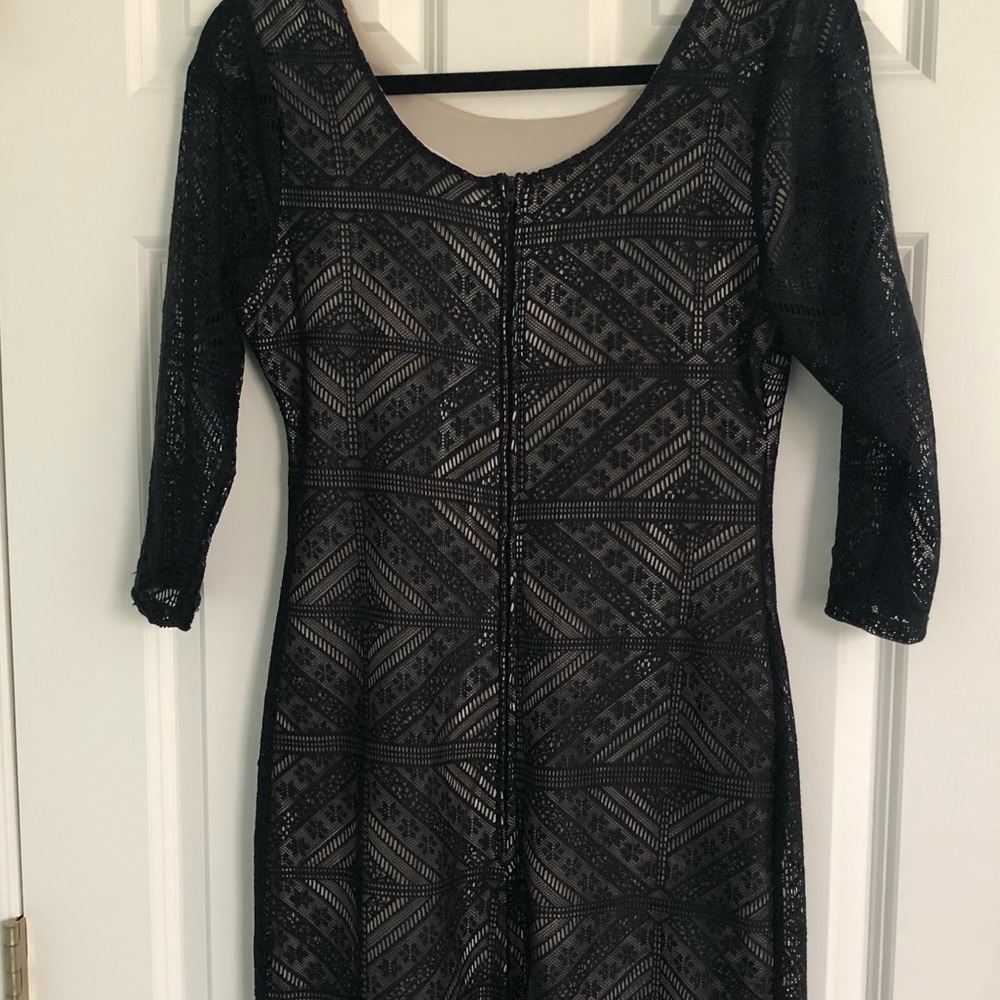 Dress - Picture 3 of 5